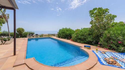 Cajiz House | La Torre Cajiz by Ruralidays