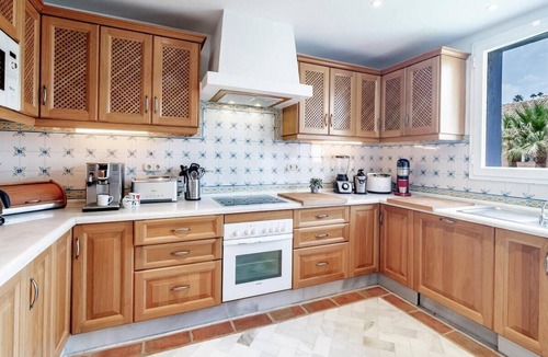 Bahia de Casares Apartment | LAP- 3 bed apartment on the beach. Families only