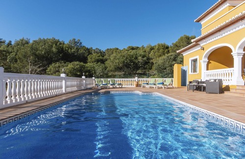 Urbanizacion La Mandarina Villa | Large and comfortable villa with private pool in Javea, Costa Blanca, Spain for 8 persons