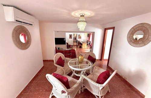 Aguadulce House | LARGE BEACH HOUSE FOR 10 - TERRACE - Air Conditioning- Wifi and steps from everything