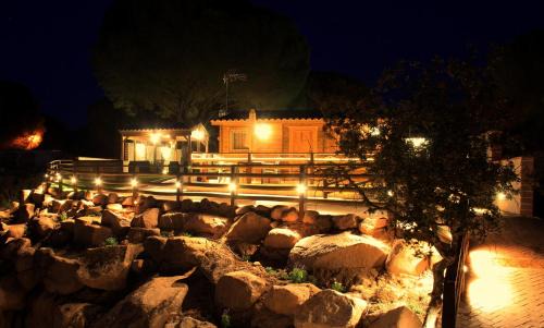 Las Jaras Ski Chalet | LAS CABAÑAS DEL LAGO más pase piscina las 2 columnas Del 1 junio 2026 al 30 agosto 2026