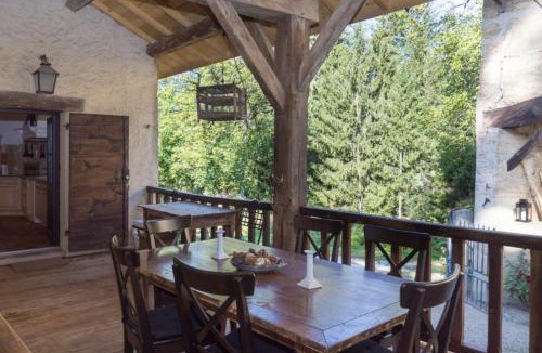 Succieu House | Les Jacines