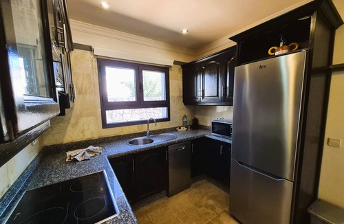 Montana Roja Villa | Ligthouse, private heated pool, Prime video, wifi, bbq, ping pong, etc.