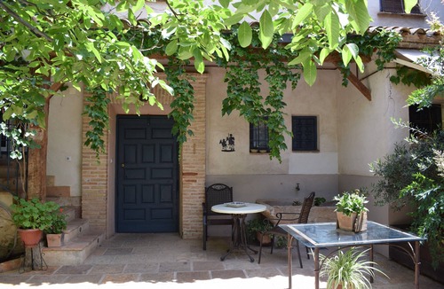 Consuegra Apartment | Los Cipreses Room, Rural Hotel Consuegra, La Mancha