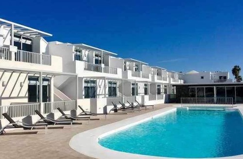 Puerto del Carmen Apartment | Los Gracioseros 106- 2 Bed-Gr Floor-AC-UK TV-WiFi