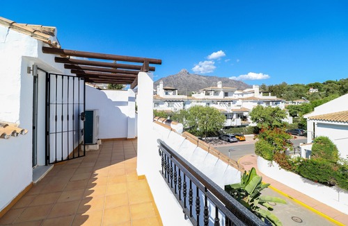 Marbella Ski Chalet | Los Naranjos Marbella townhouse