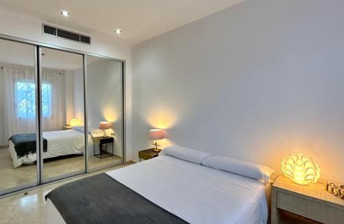 Bormujos Apartment | Lovely Apartment Sevilla Azahar Parking