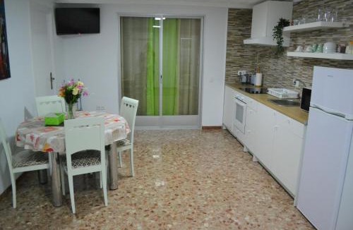 Alicante Apartment | Lovely Studio Apartment with Terrace CB5EV