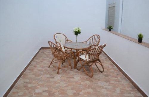 Alicante Apartment | Lovely Studio Apartment with Terrace CB5EV