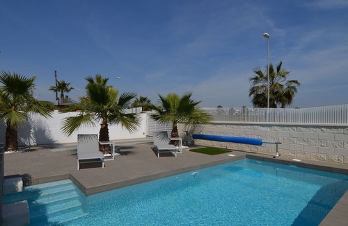 Quesada Villa | Lovely Villa in Ciudad Quesada with Private Pool