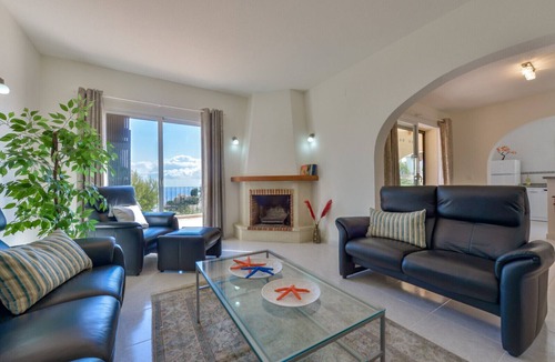 Cumbre del Sol Villa | LOXI, beautiful villa in Cumbre del Sol for 6 pax with private pool and sea views.