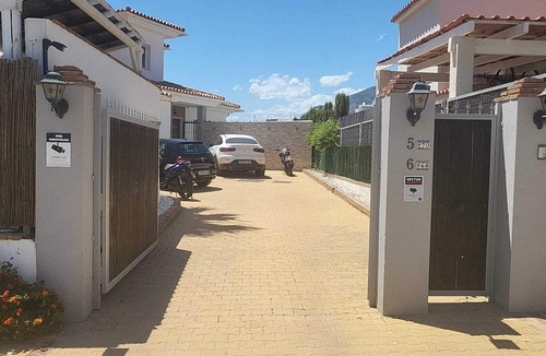 Fuengirola Villa | Luxurious Three Bedroom Villa Close To The Beach