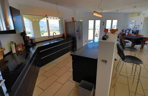 Mijas Villa | 'Luxurious villa in the sun' with Sea & Mountain View, Pool, A/C & Wi-Fi
