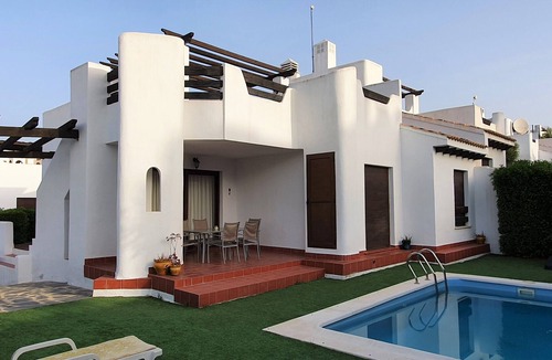 Vera Villa | Luxury 3 bed villa, private garden with pool & large roof terrace.