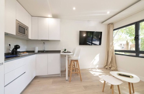 Aravaca Apartment | Luxury amidst nature