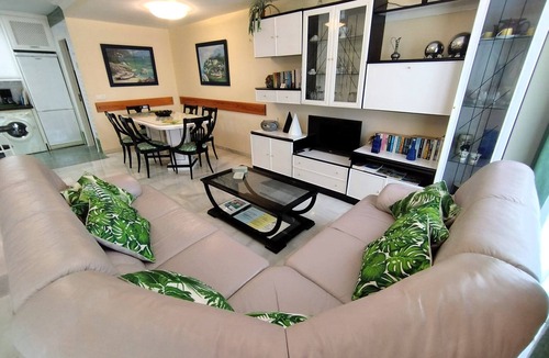 Nerja Apartment | Luxury Apartment with Private Garage and Communal Pool. FREE WIFI