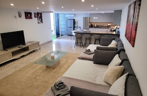 Puerto de la Duquesa Apartment | luxury apartments sea views with pool