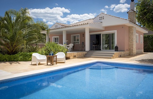 San Vicente del Raspeig Villa | Luxury villa with pool & whirlpool