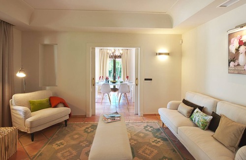 Atalaya-Isdabe Villa | Luxury six bedroom beachside villa