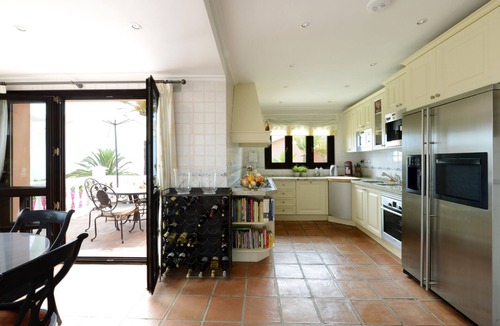 Benalmadena Costa Villa | Luxury Villa in Benalmadena, privacy, heated pool & Jacuzzi