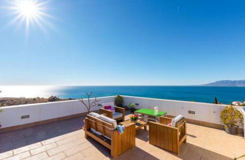 El Candado Villa | Luxury Villa with swimming pool and amazing views