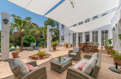 Marbella Villa | Magnífica Villa 5 dormitorios con piscina privada cerca Banus