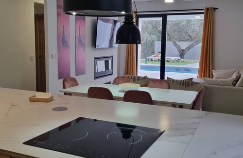 Las Pajanosas Villa | Magnifica Villa Piscina 100% Privada Entre Encinas