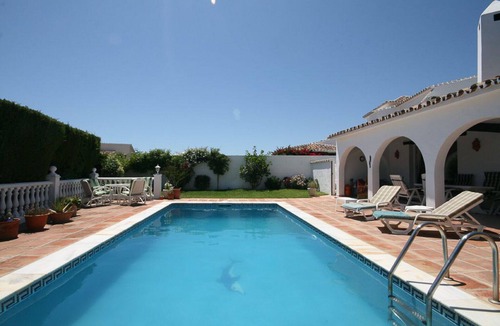 Mijas Villa | Magnificent villa close to the sea with heated pool. Sea view!