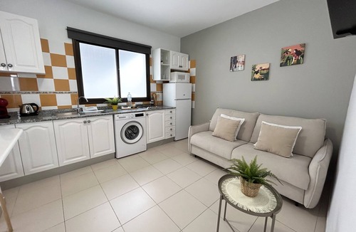 Arrecife Apartment | Mahostly Apartment Comillas PF