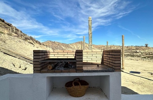 Tabernas Ski Chalet | MAMANGUEÑA CORTIJO POOL AND CAVE. DESERT TAVERNS. RELAX. AVENTURA.CINE
