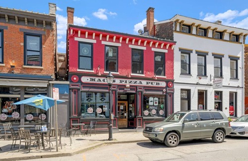 Covington House | MannequinOnMain | Covington