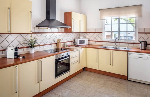 Puerto Calero Villa | MANUELA by Buenavilla | Detached villa in the exclusive marina
