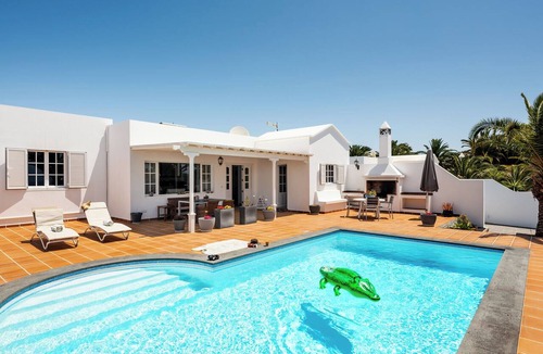 Puerto Calero Villa | MANUELA by Buenavilla | Detached villa in the exclusive marina