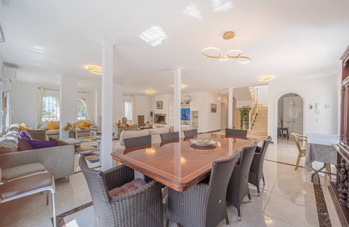 Marbella Villa | Marbella Villa for 16 Guests – Heated Pool