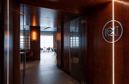 Downtown Edmonton Hotel | Matrix Hotel