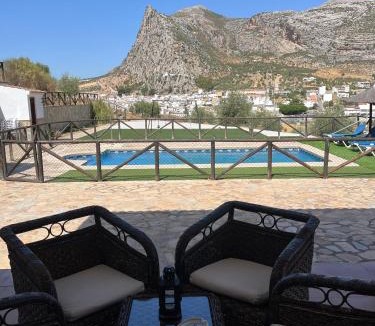 Valle de Abdalagis House | Mayte Dreams Caminito Del Rey