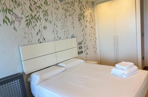Els Arenals del Sol Villa | Mediterranean Beach
