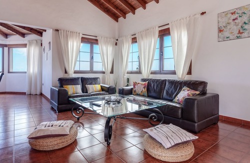 Villaverde House | Mediterranean Holiday Home "Casa Sandri" with Sea view, Mountain View