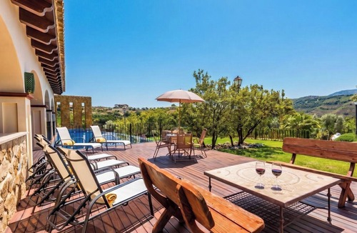 Antequera Villa | Mirador del Torcal Antequera by Ruralidays