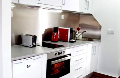 Ensanche Diputacion Apartment | Modern Colored Apartments in the Heart of Alicante