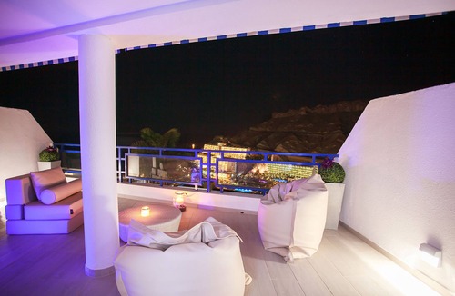 Taurito Apartment | Modern designer apartment with large terrace and sea view!