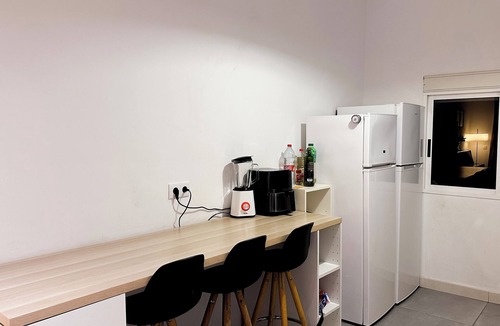 San Juan de Aznalfarache Apartment | Modern Flat in Mairena Easy Access to Historic Seville