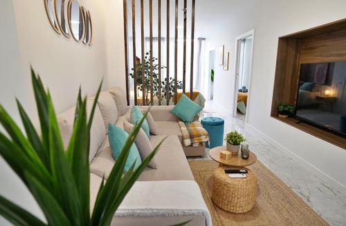 Safranar Apartment | Modern Loft in Patraix, Valencia - Near City Center