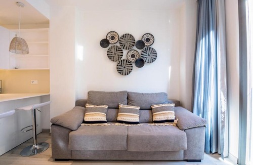 La Merced Apartment | Modern Refurbished - 1BD 1BTH - Malaga Centro