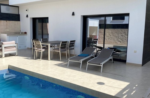 Benijofar Villa | Modern villa in a quiet location