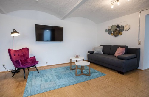 Eichenzell Apartment | Moderne Wohnung, Komplett Eingerichtet