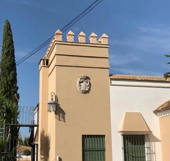 Sanlucar la Mayor House | MonKeys Apartments La Gloria Pool Sanlúcar la Mayor