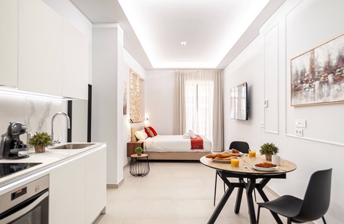 Alicante City Centre Hotel | Myflats Luxury Cathedral