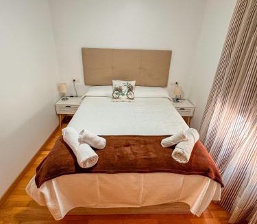 San Lorenzo Apartment | NEW APARTAMENTO DENTRO CASCO HISTÓRICO "Susurros de la Piedra Escrita"