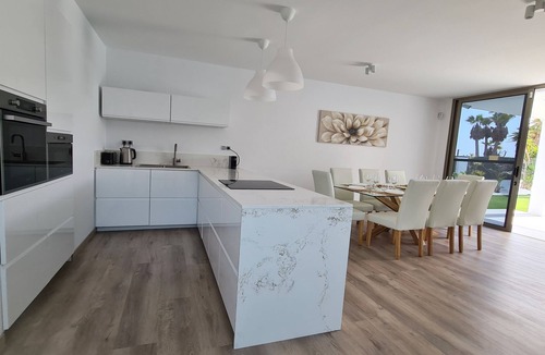Costa de Antigua Villa | NEW Luxury modern Villa LiLa heated pool